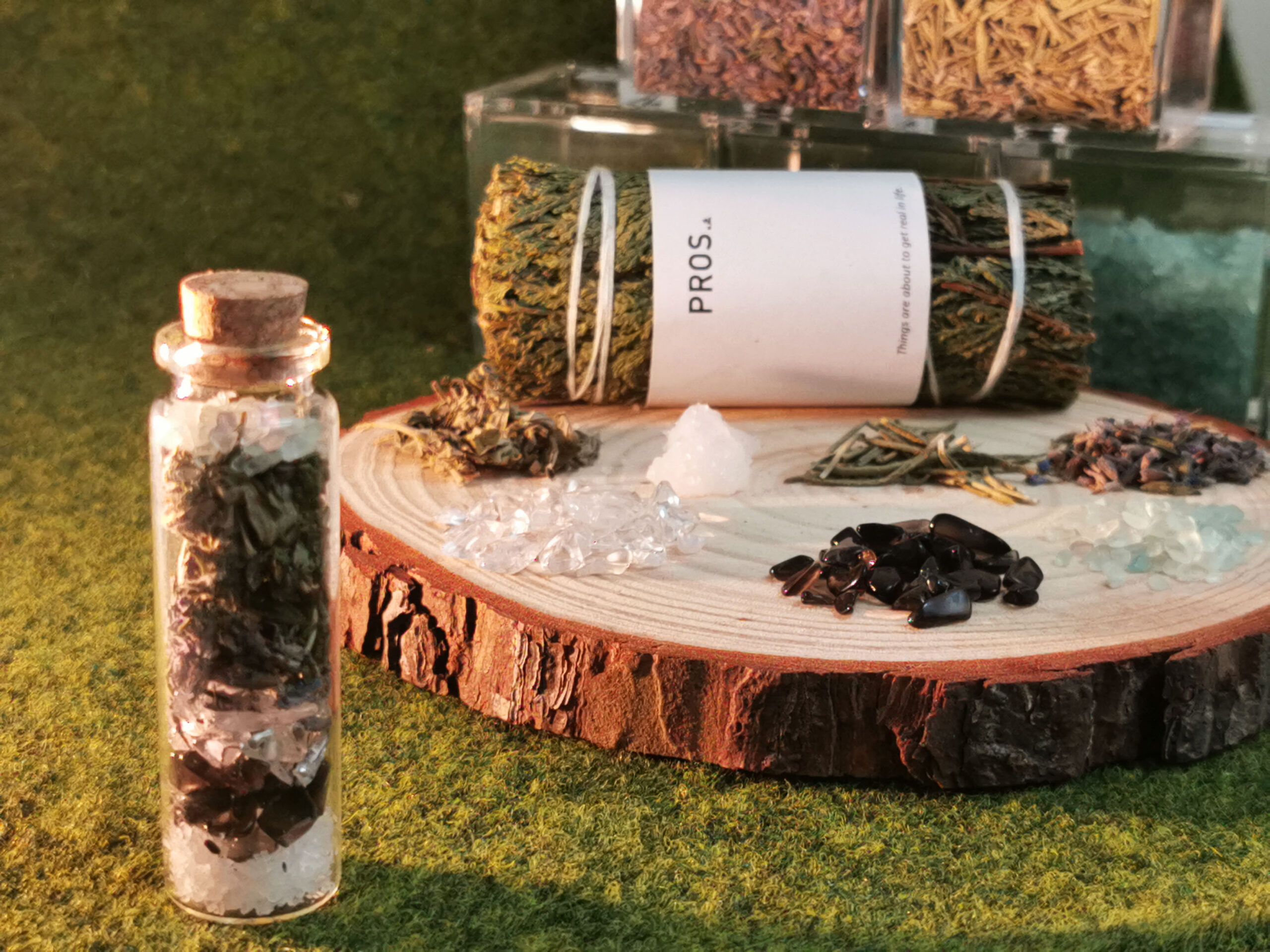 Sleep Relaxation Crystal Energy Bottle White Crystal Clear Quartz Smoky Quartz Tea Crystal Sea Salt Lavender Wormwood Rosemary Cedar Meditation Pros Cleansing Healing Spiritual Energy 2 Benefits of the Relaxation Booster Energy Bottle for meditation and stress relief